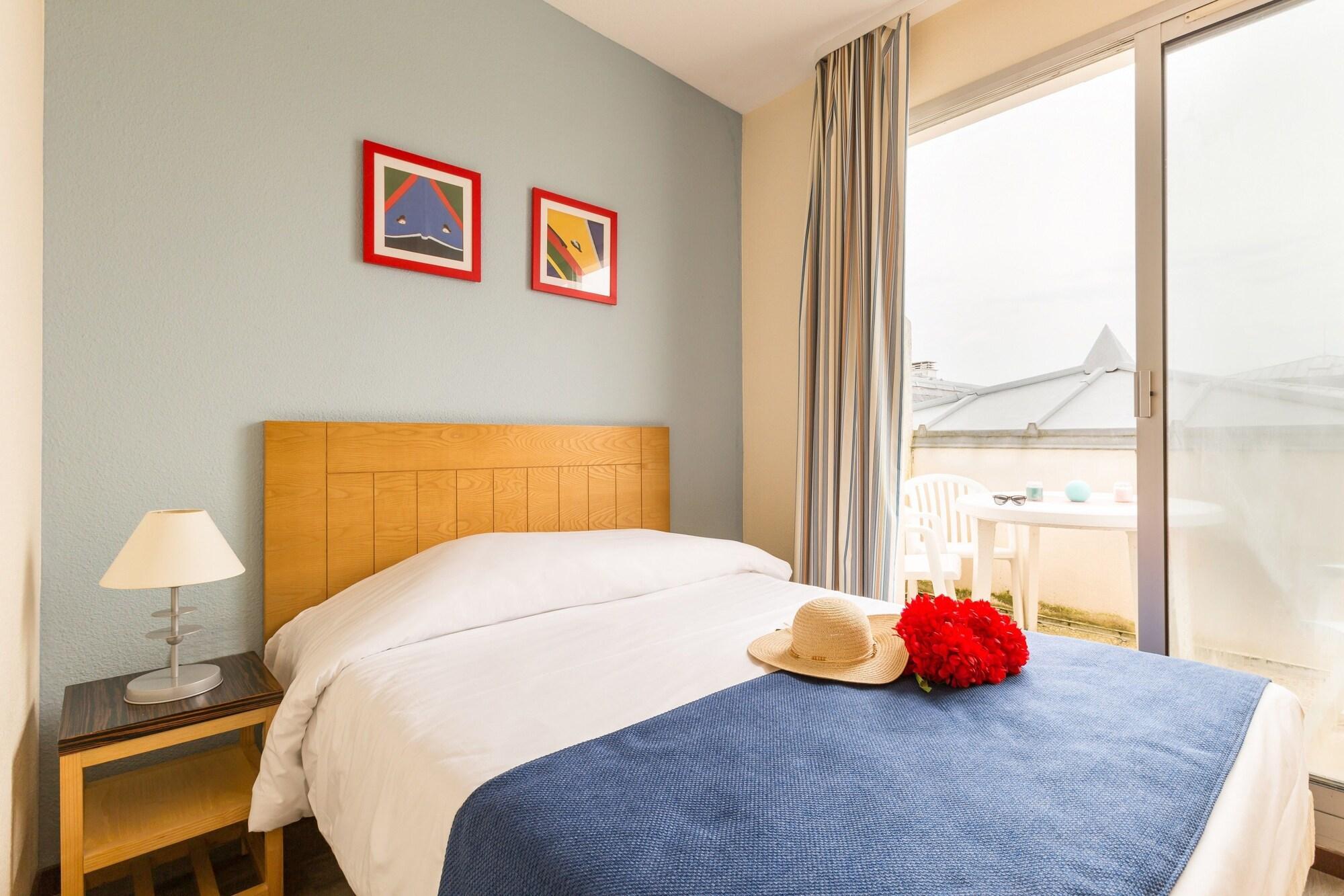 Sowell Residences Le Port Trouville-sur-Mer Buitenkant foto
