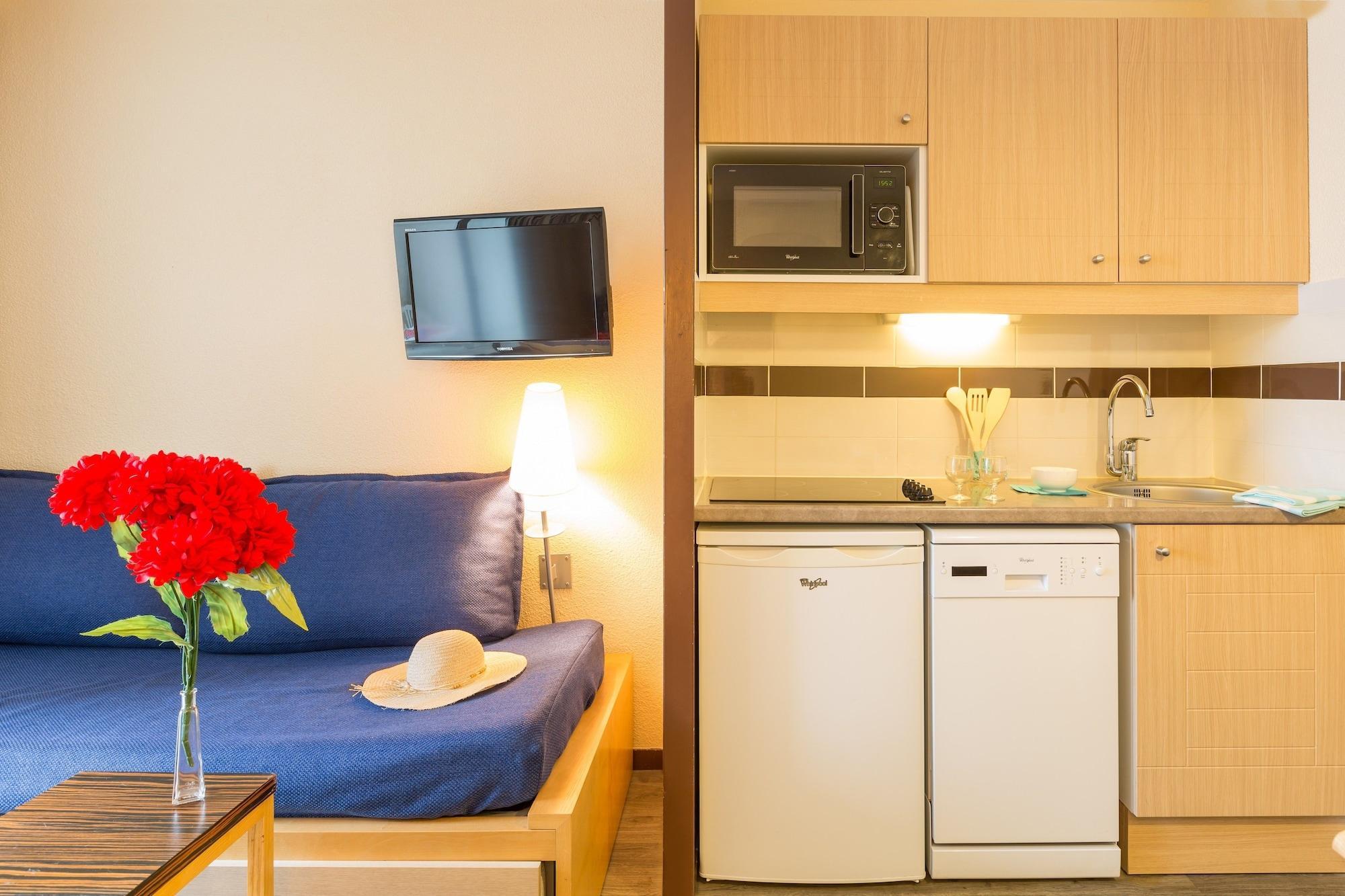 Sowell Residences Le Port Trouville-sur-Mer Buitenkant foto